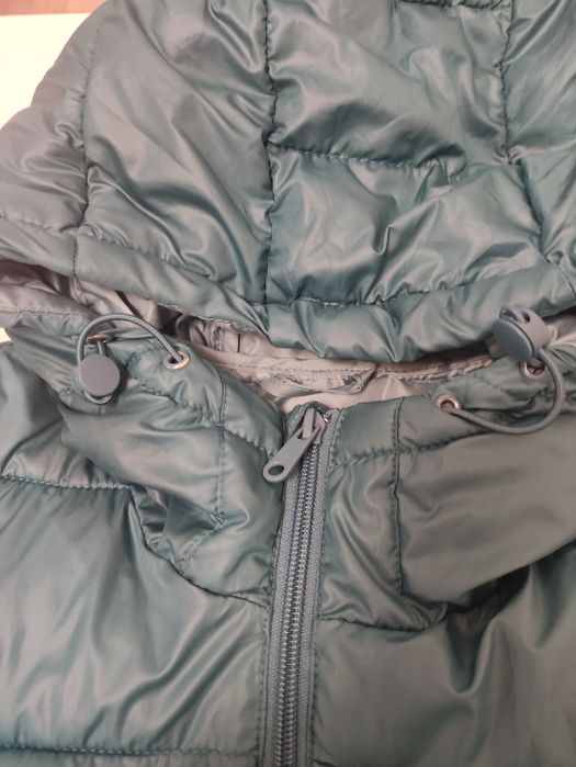 Есенно яке House S