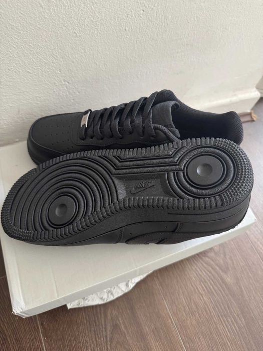 Nike Air Force 1 07' Triple Black (от/до 36-47 номер)