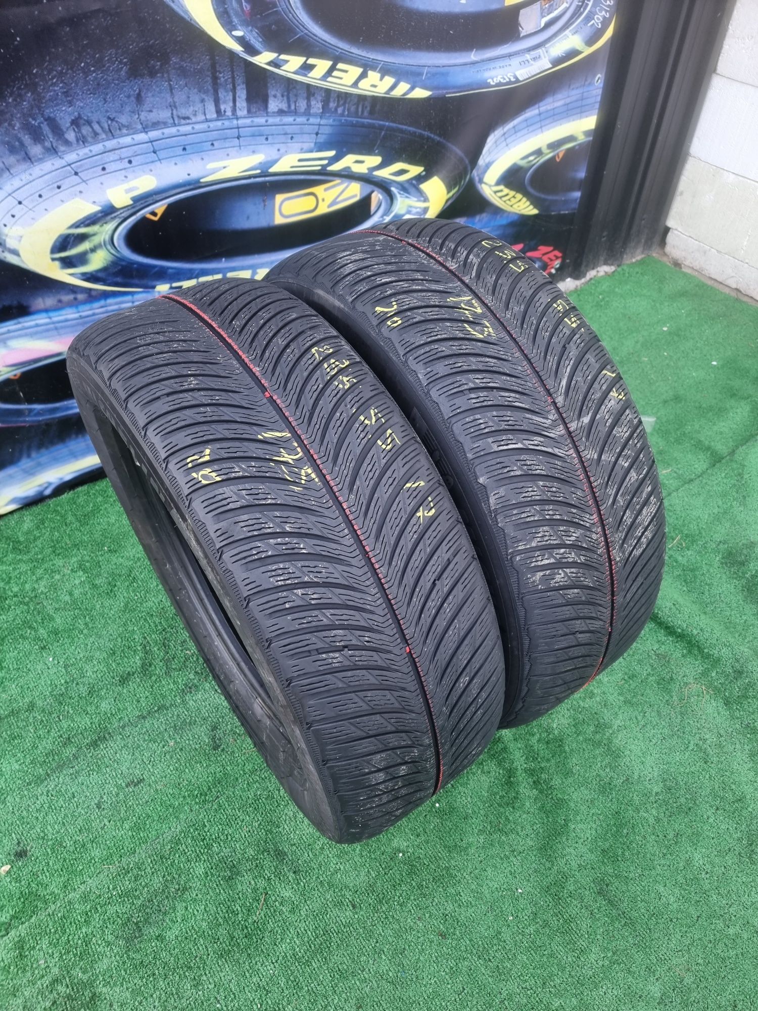 235.55.17 michelin m+s o buc