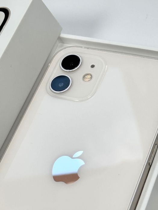 Apple iPhone 12 64GB - White