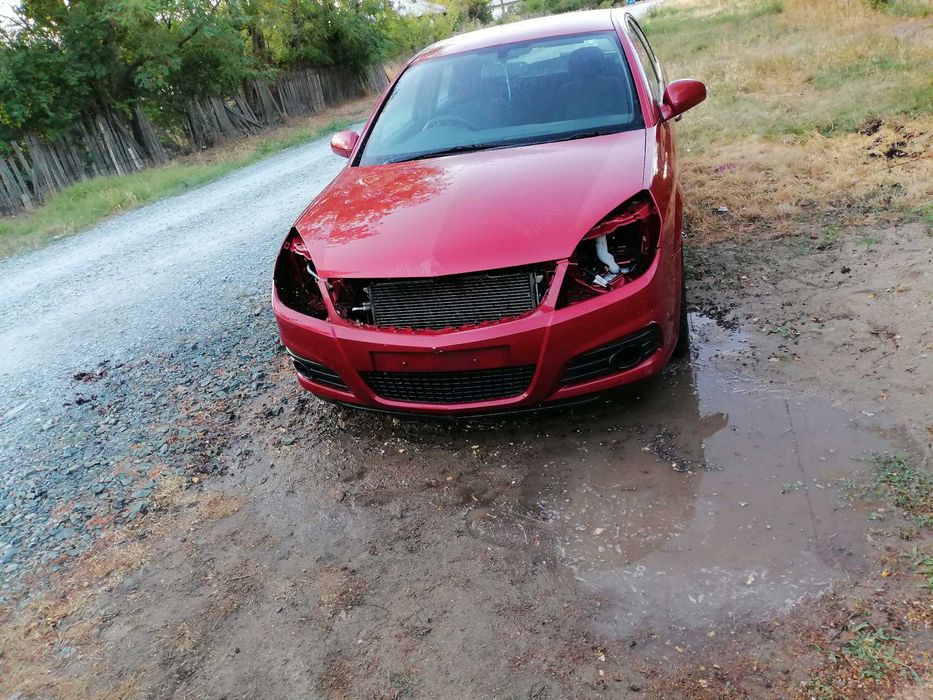 Vând piese de golf 4 1.4 și opel Vectra c 1.8