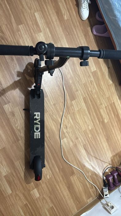Trotineta electrica ryde preț 699 lei  nu trimit prin livrare olx