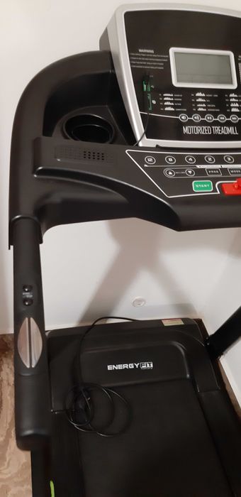 Banda de alergat noua,inclinare automata,toate optiunile,G max  130kg