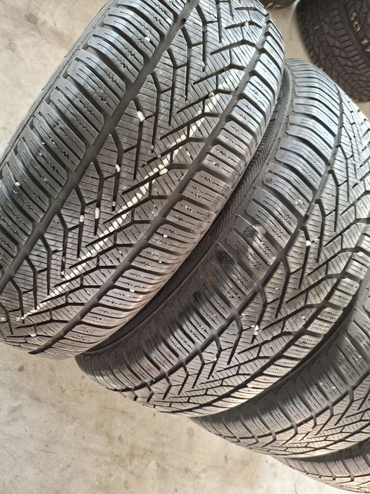 4 Anvelope de iarnă 215 65 r16 Semperit