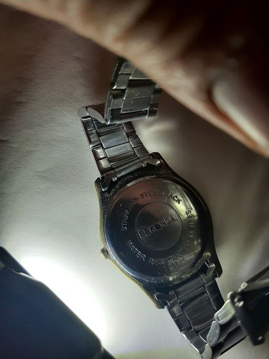 Продавам ретро часовници