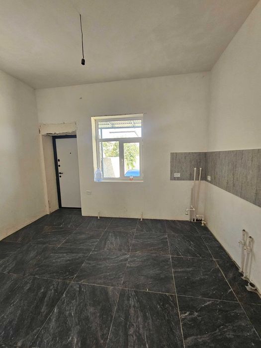 55m²li noturar bino sotiladi.