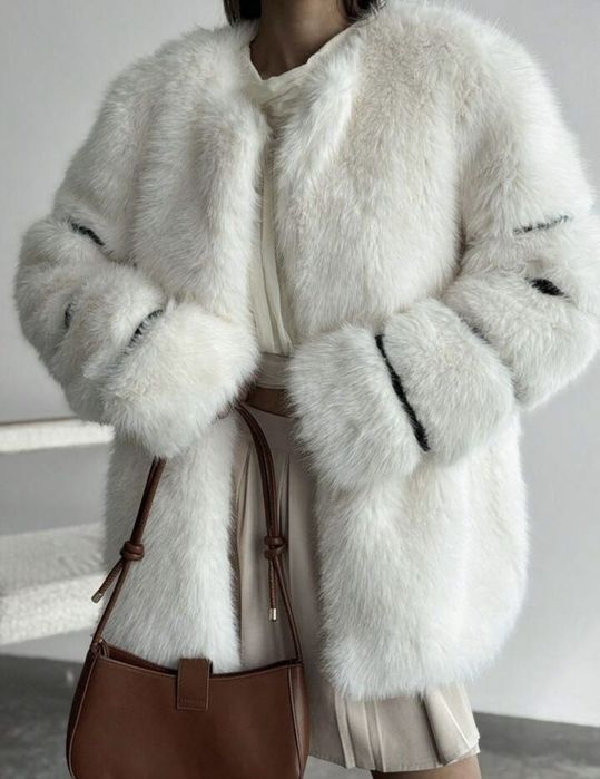 ново дамско палто с косъм