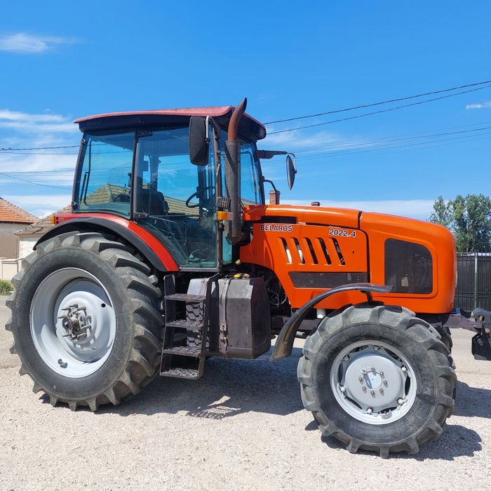 Tractor MTZ Belarus 2022.4  225 C P