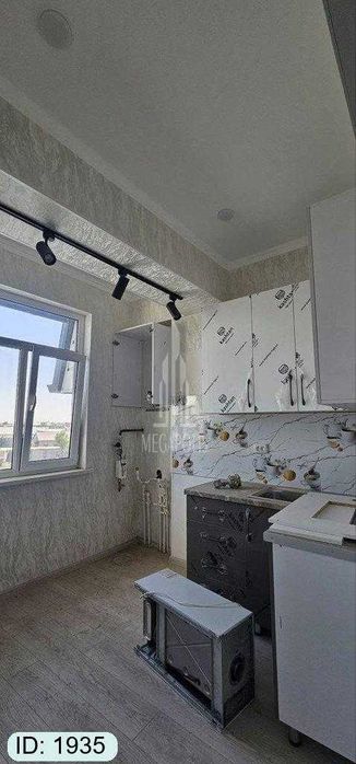 5 mikr jomiyda 3 xona yangfi remontli kvartira sotiladi №1935