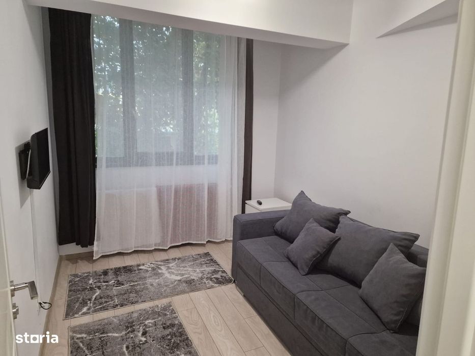 De inchiriat Ap. 3 camere dec. - G.Enescu cu loc de parcare,Suceava