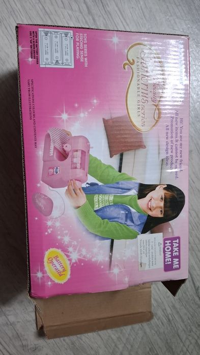 Продам детскую швейную машинку