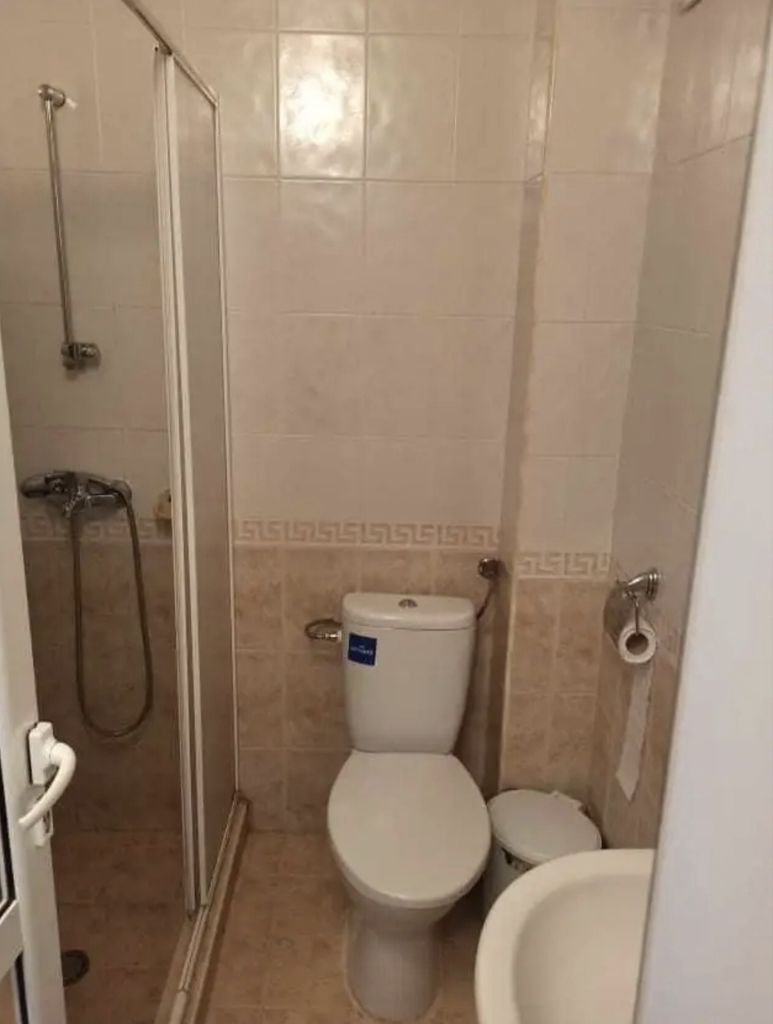 Дава се под наем Тристаен апартамент в Свети Влас - 70 кв.м за 56.1 € - Снимка #11