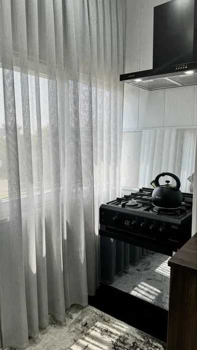 Мирзо Улугбек Буз2 продается квартира 2/4/5  40м2 ор пойтахт автосалон