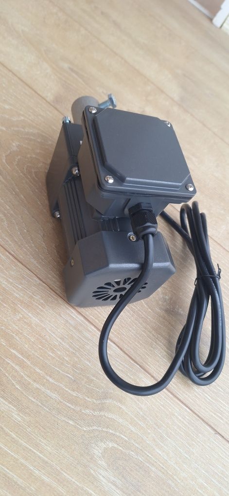 Rotisor motoreductor