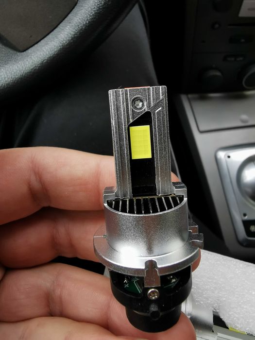 Продавам Led Крушки D2s