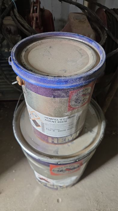 Краски  разные . От 3л до 40 л.