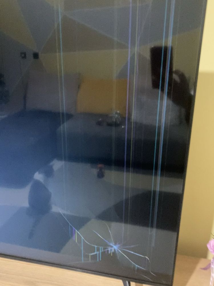 Телевизор Samsung 43' за части