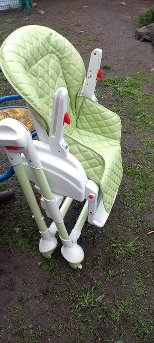 Детское кресло для кормления