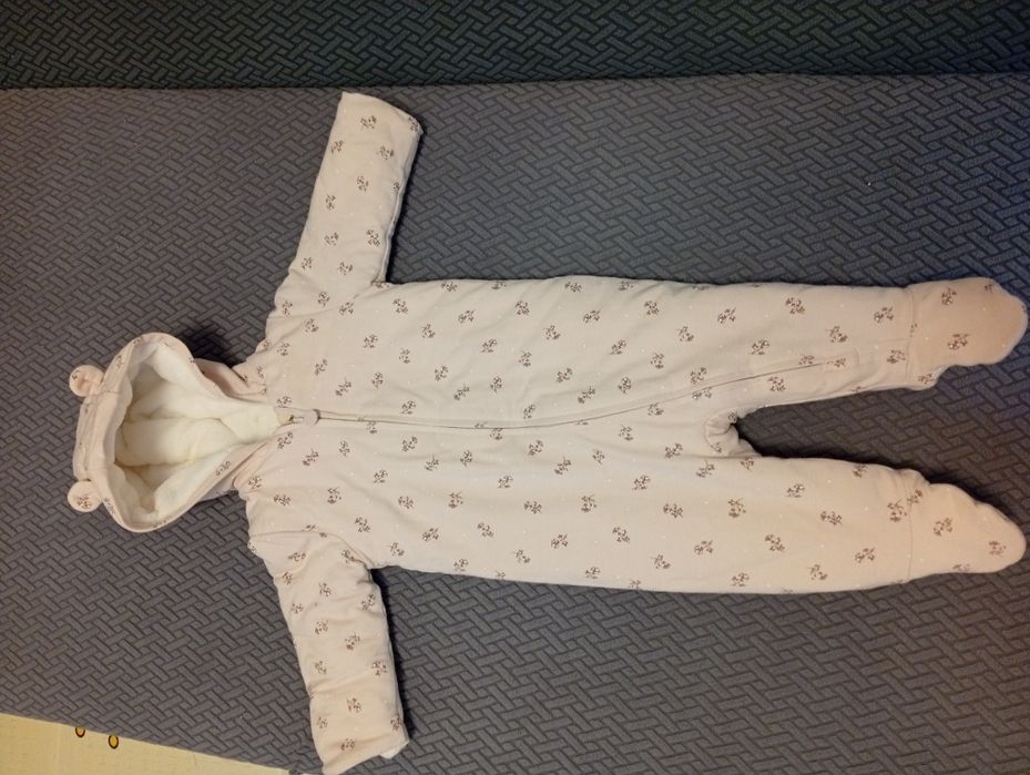 Combinezon fetite marimea 68, 3-6 luni