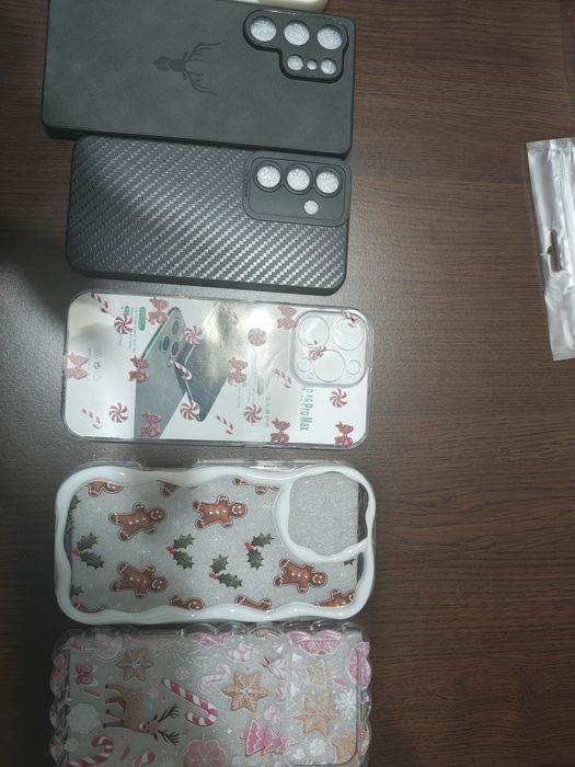 De vânzare huse ...