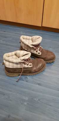 Продавам Есенно - зимни обувки Timberland 34 Номер