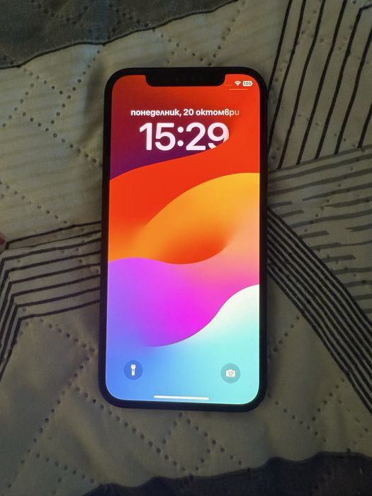 Iphone 12  Запазен