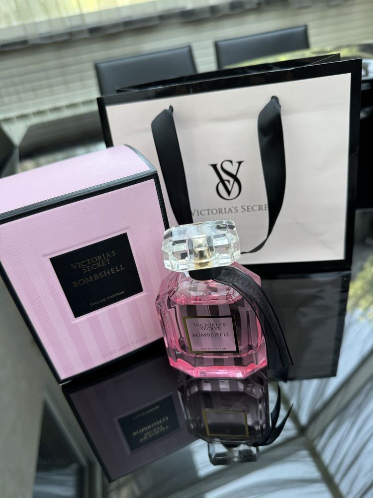 Victoria’s Secret Bombshell