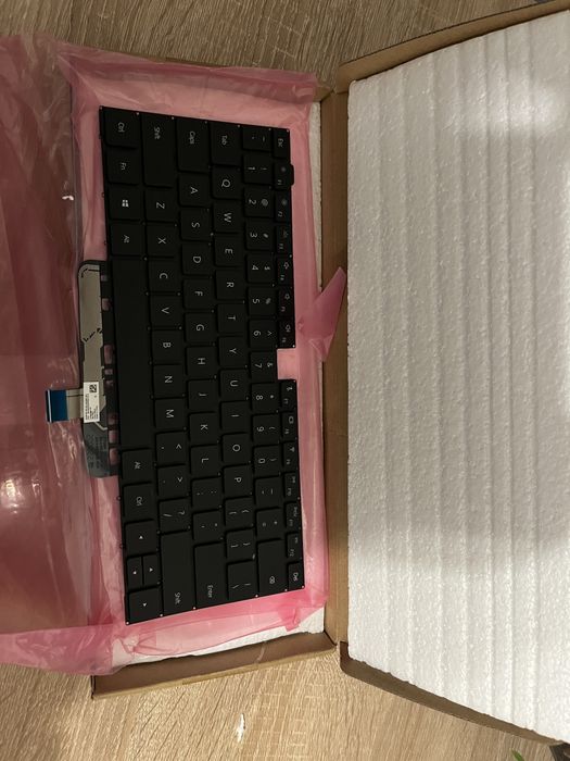 Клавиатура за лаптоп Huawei d15 с подсветка без кирилица