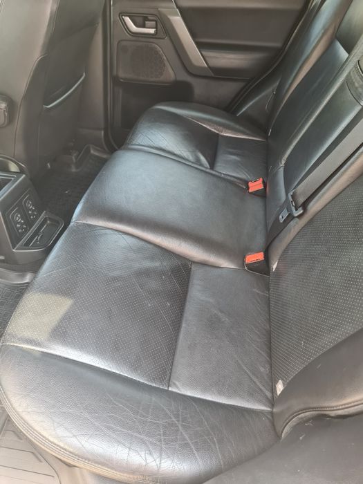 Vând Land Rover  Vaslui masina personala motor 22 160cp automat 4x4