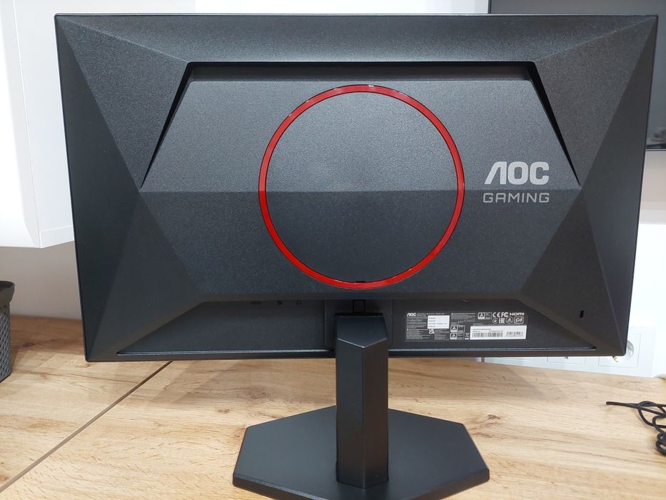 чисто нов 24" геймърски монитор IPS FULL HD AOC 24G42E 180Hz HDMI DP