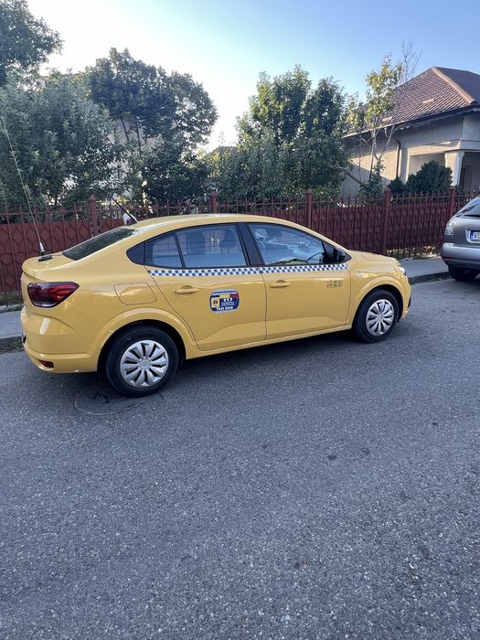 Vand Dacia Logan echipat pentru Taxi