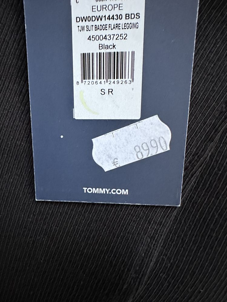Tommy Jeans (Tommy Hilfiger) рипсен клин с широк крачол и цепка НОВ