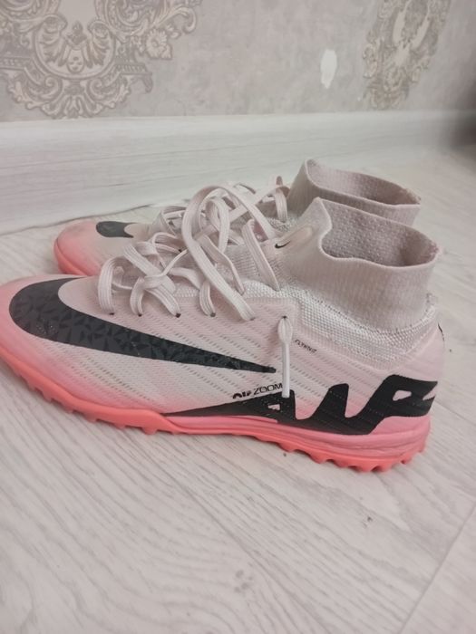 Air zoom  розовый