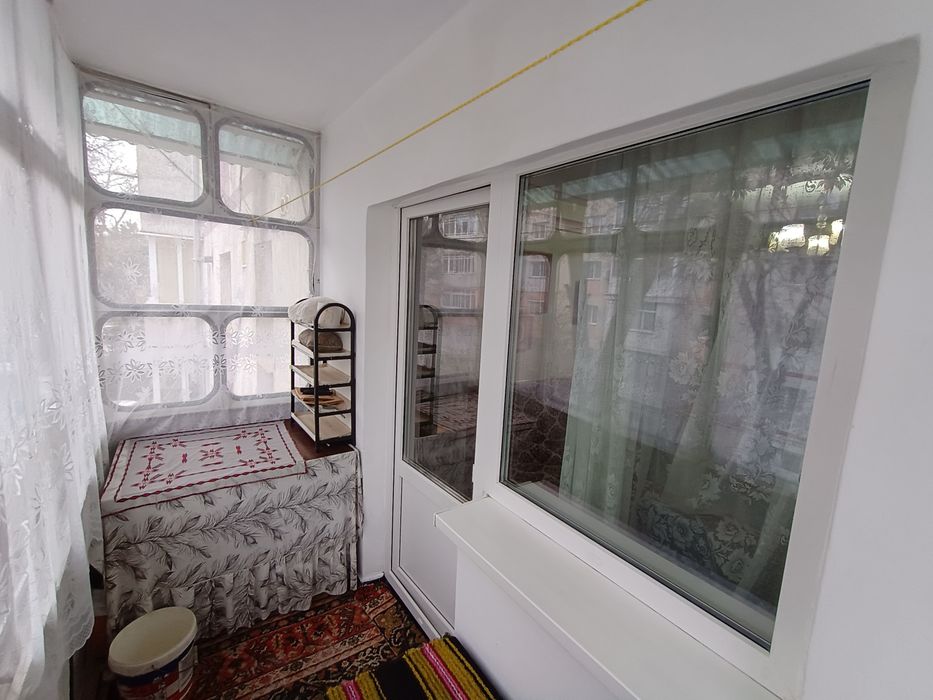 Apartament 3 camere semidecomandat, zona Capătul lui 1