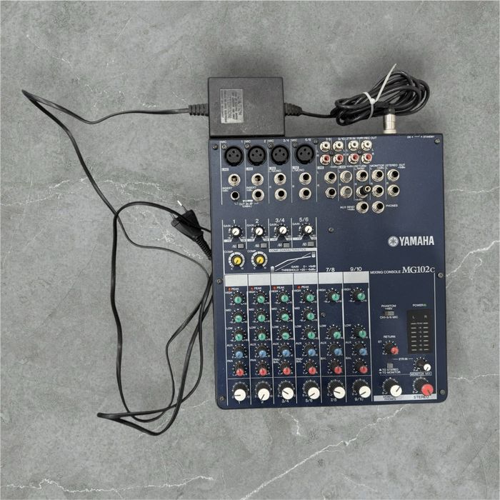 Пулт YAMAHA MG102c
