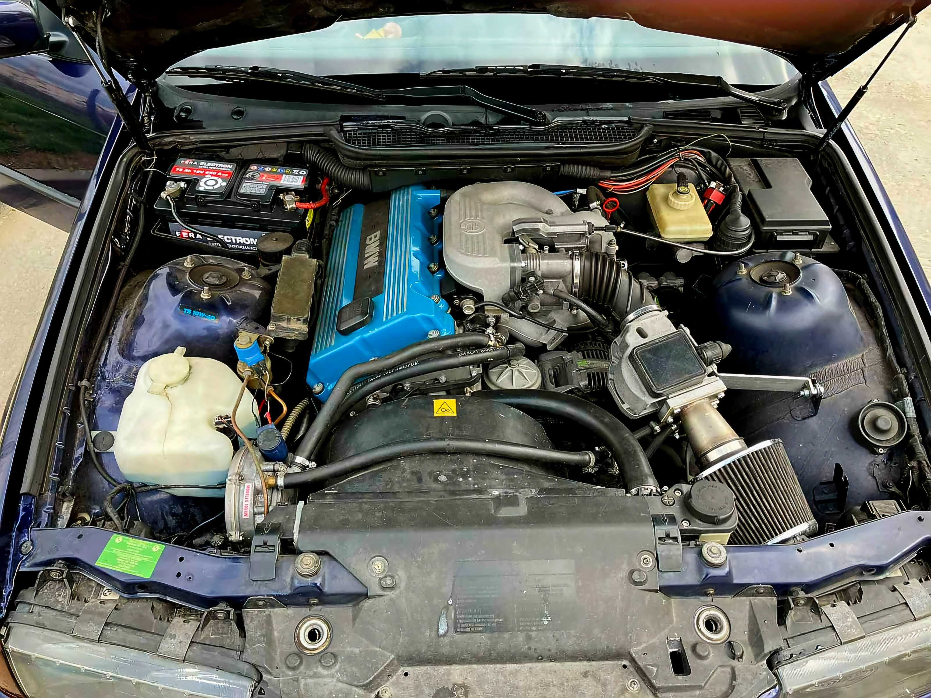 BMW E36,  1,8is мотор