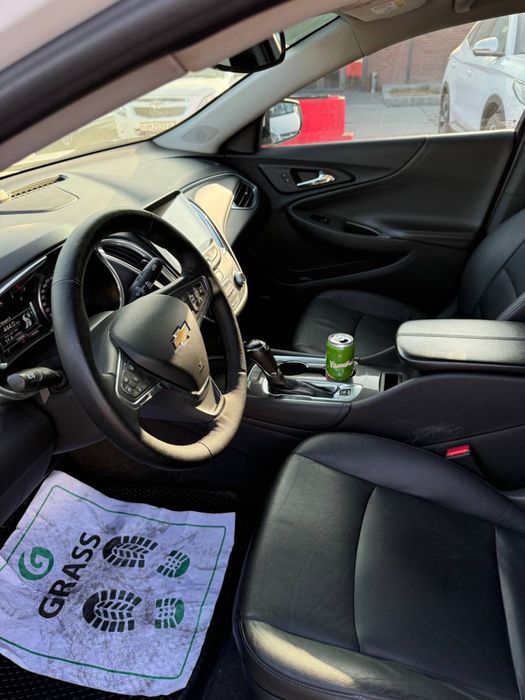 Malibu 2 2.4 atmasferniy benzin rangi oq 2 ta petno bor qogan joyi toz