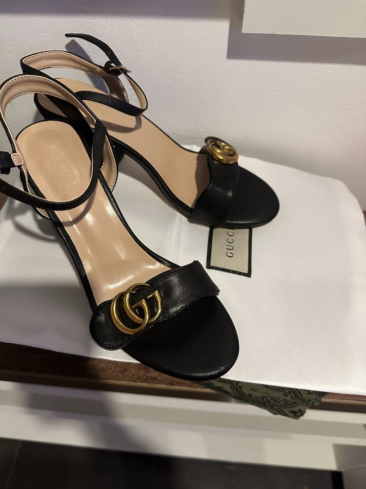 Gucci Сандали на ток