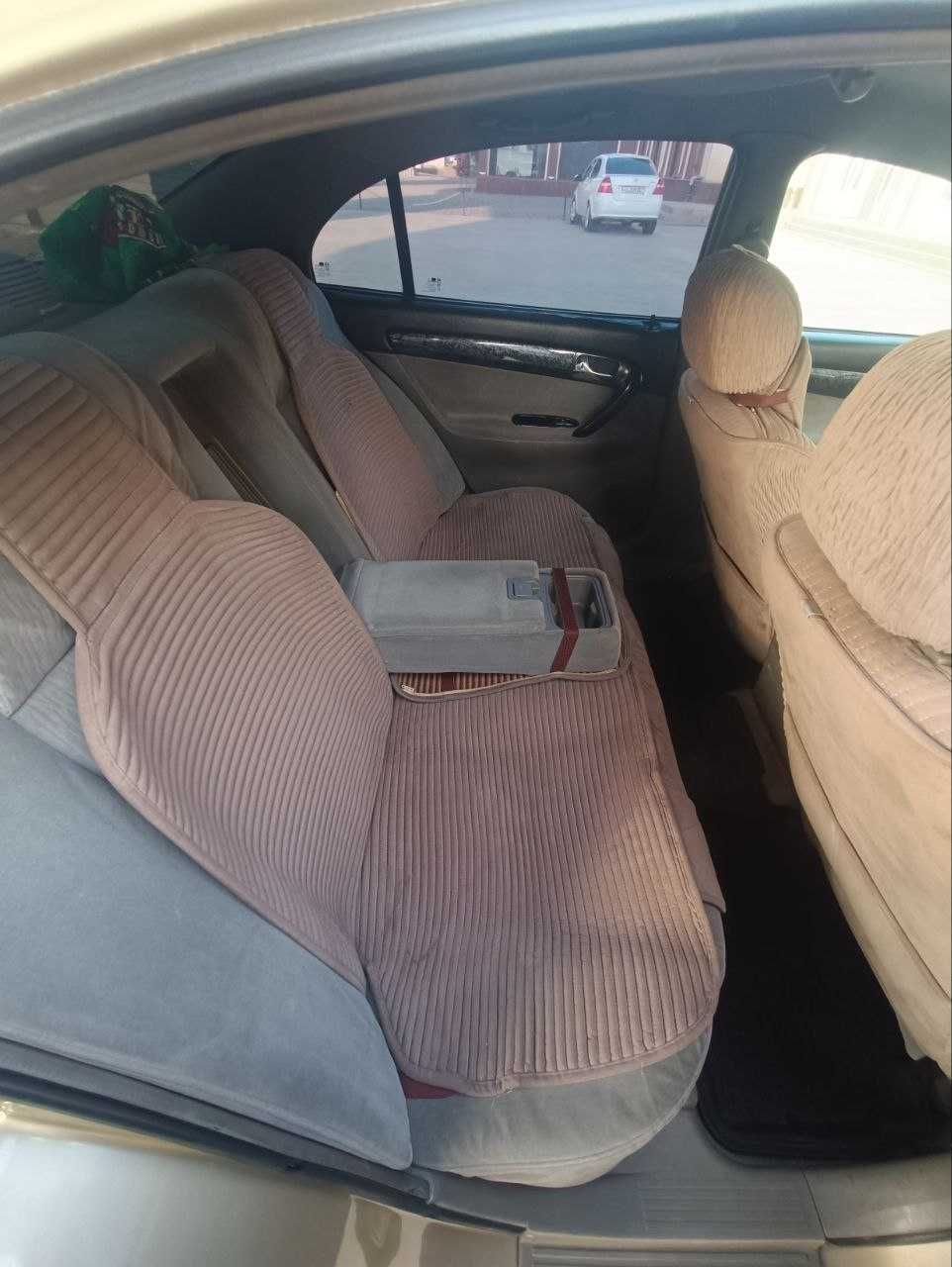 Daewoo Magnus 2000 yil
