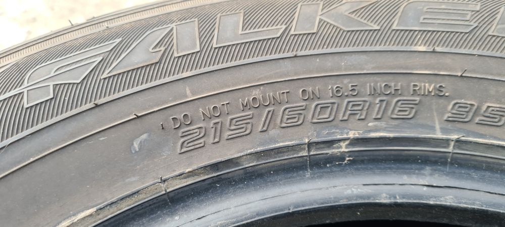Гуми 215 60 16 фалкен