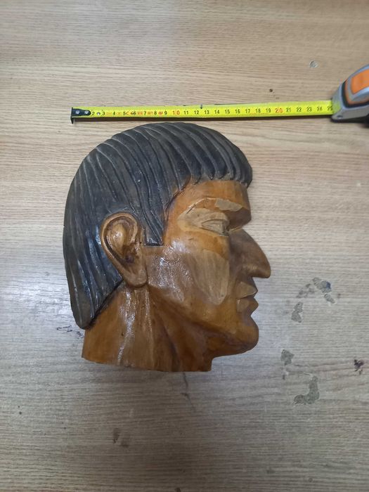 Decoratiune lemn sculptata manual chip Traian