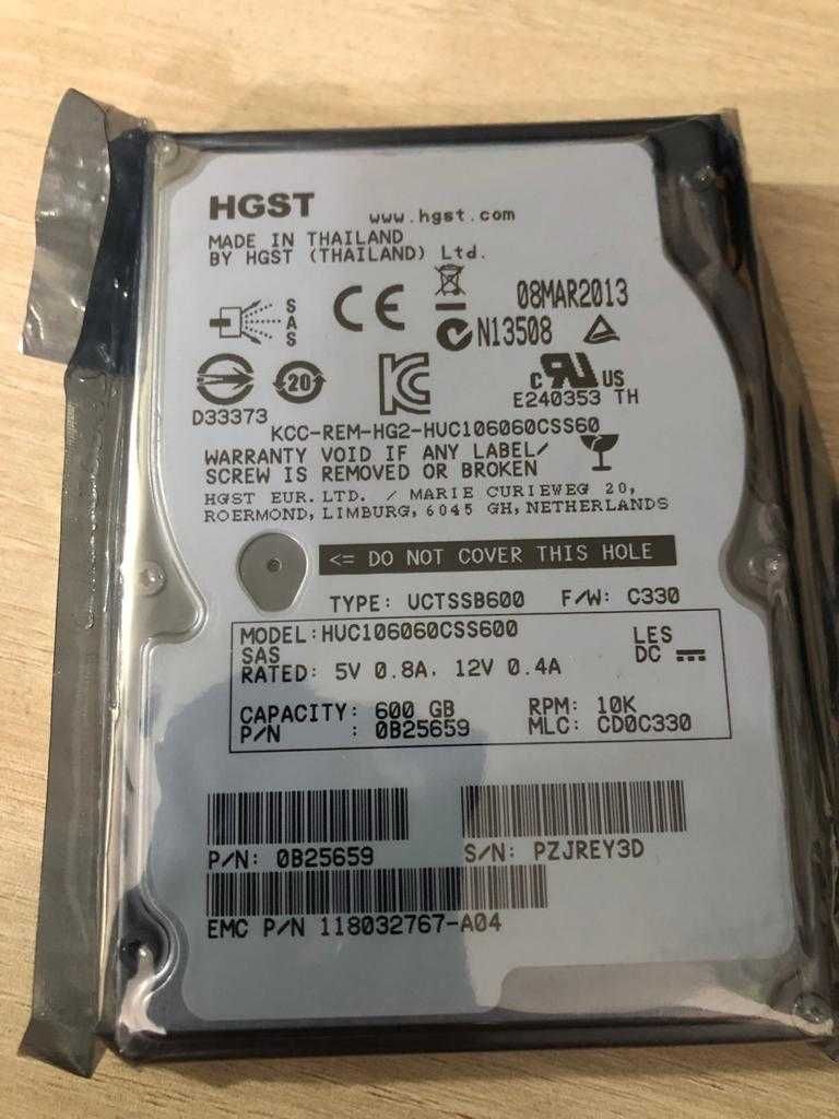 Set 4 HDD 600 GB, SAS 2.5" 10k, ideal ferme Chia, urgent, ultimele 3