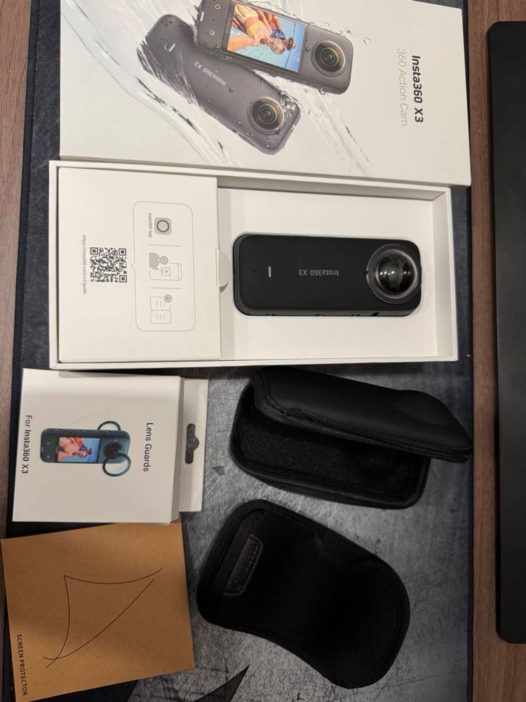 Vand camera Insta360 X3