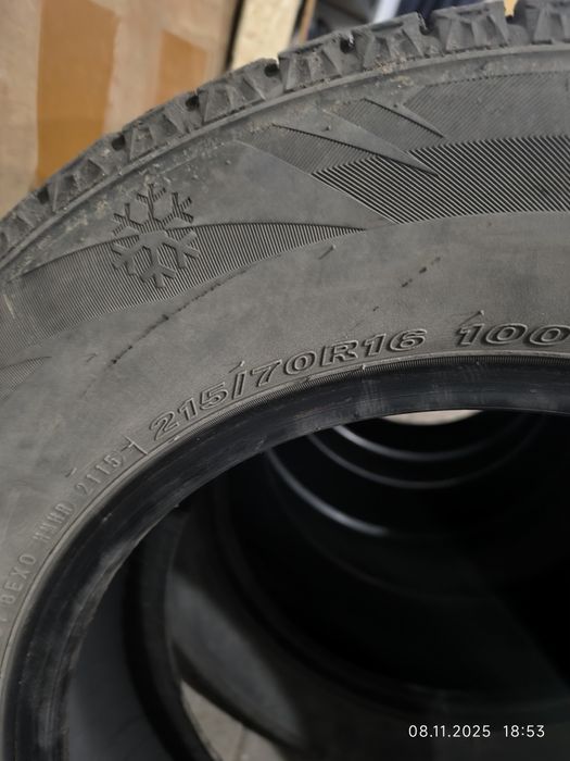 Шины зимние шипованные б/у