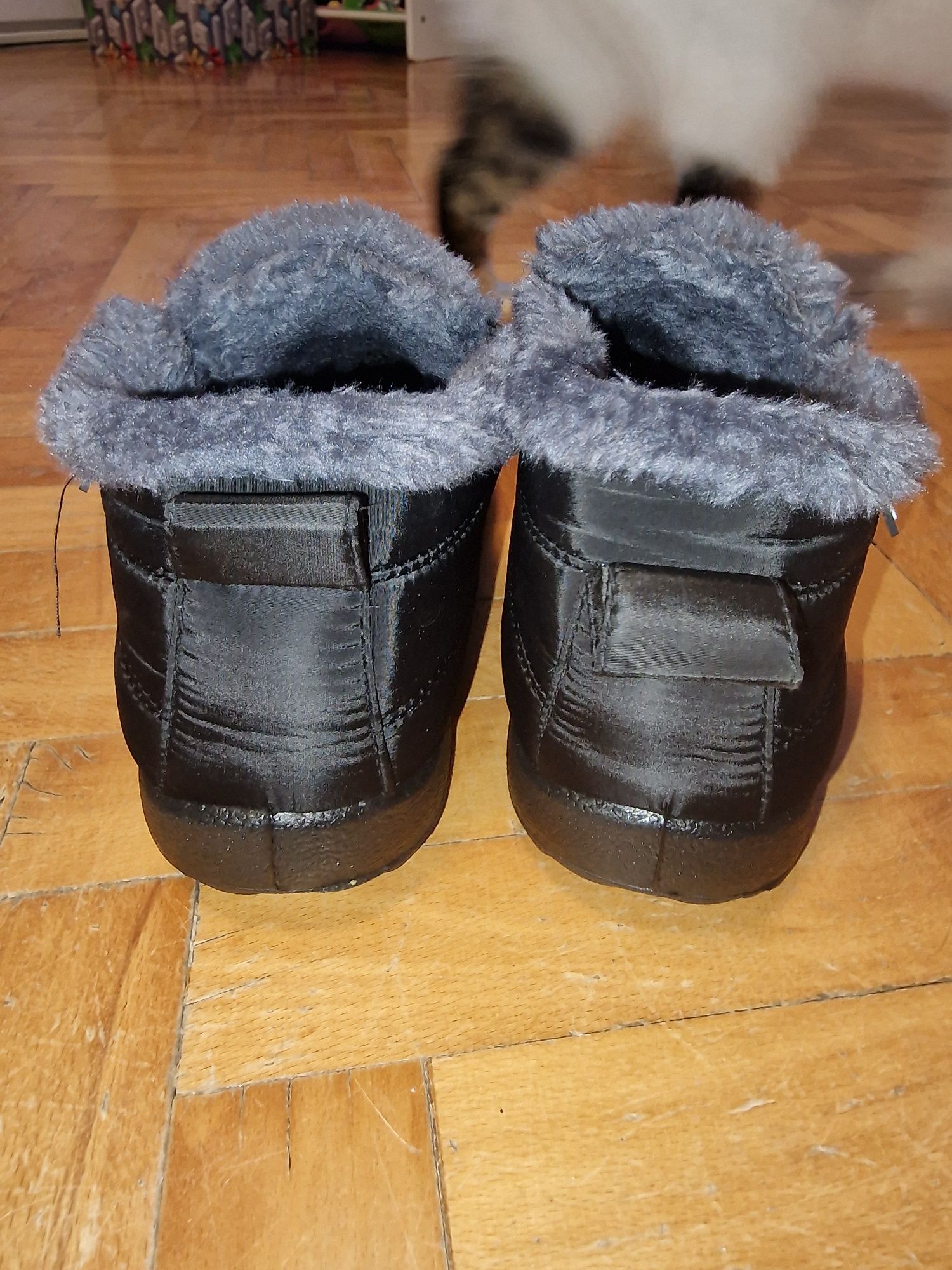 Зимни дамски обувки