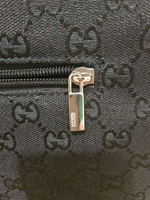 Geanta Gucci eleganta si superba.