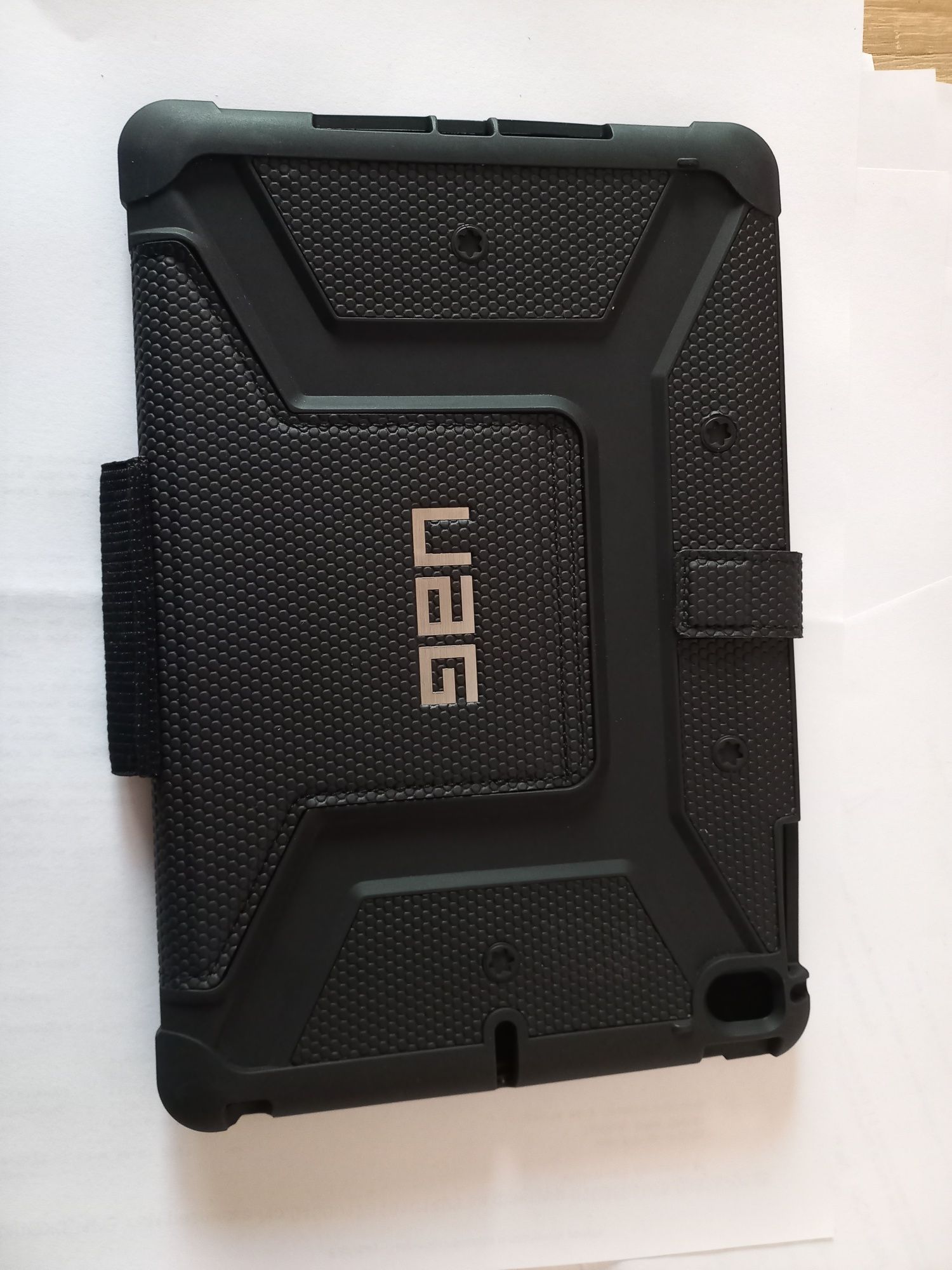 Калъф mini ipad 7 UAG Book Metropolis Series за Apple iPad 9.488 инч i