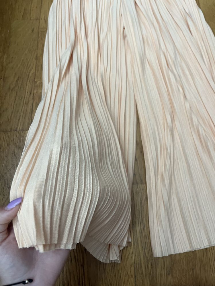 Pantaloni Zara 10 ani