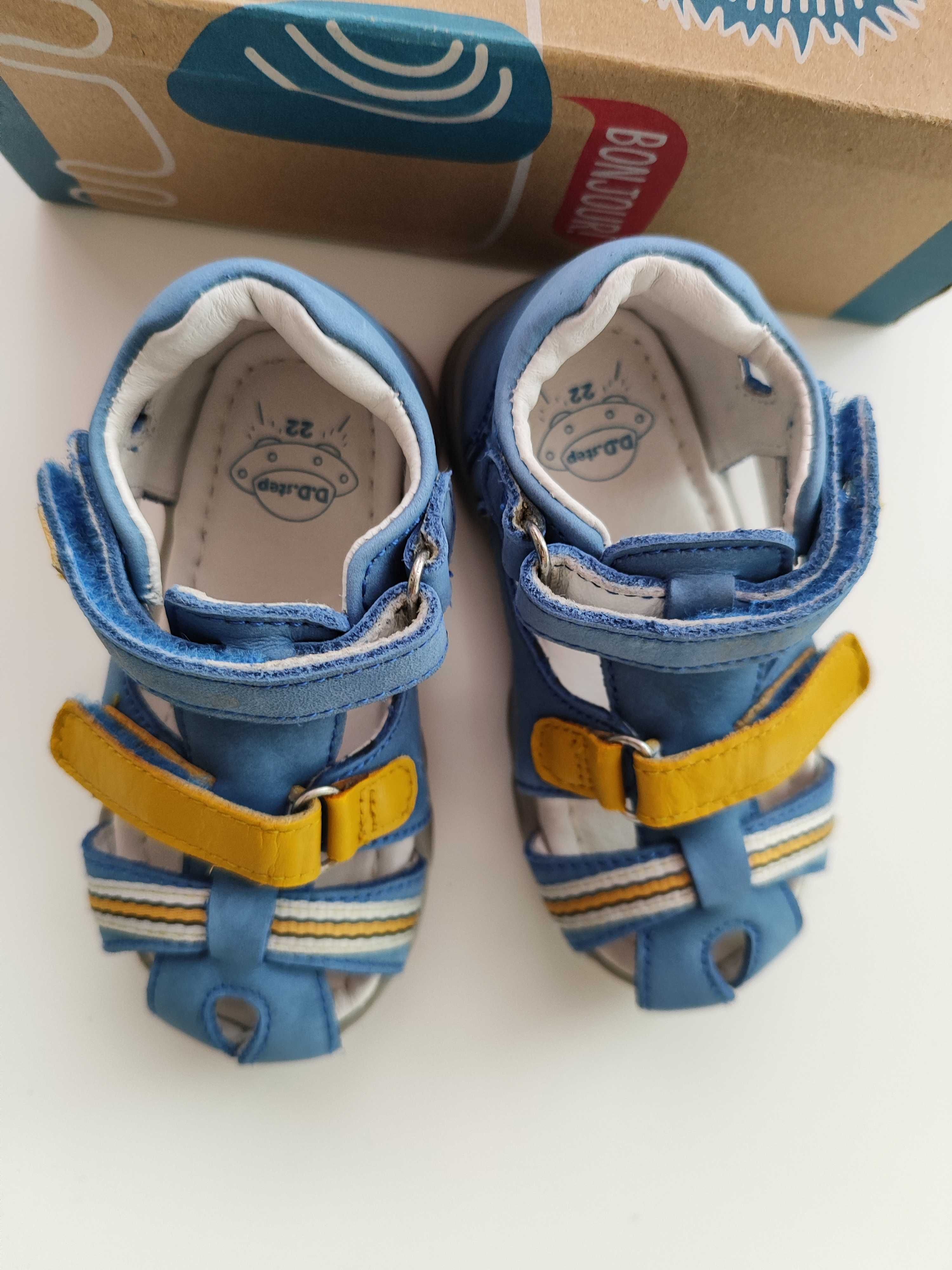 Детски сандали DD step номер 22