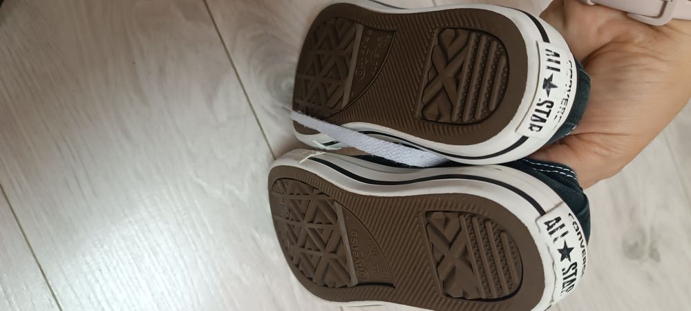 Converse, mărimea 30